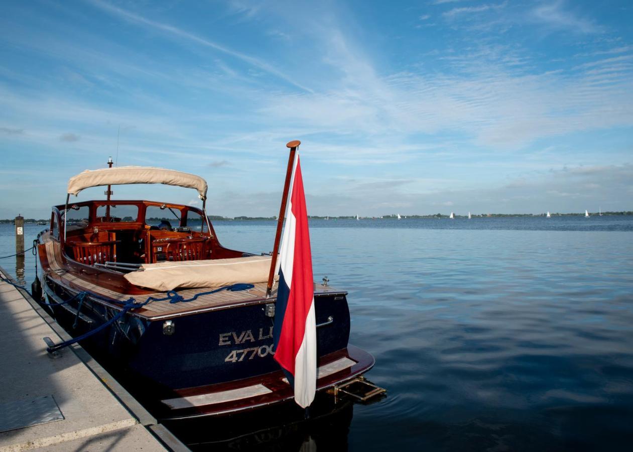 Welcome In - Houseboat 'Elysium' Met Eigen Aanlegsteiger Sneek - Offingawier Eksteriør bilde